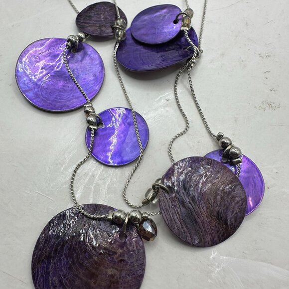Purple Shell Disc Necklace With Silver Chain & Beads - Picture 2 of 4